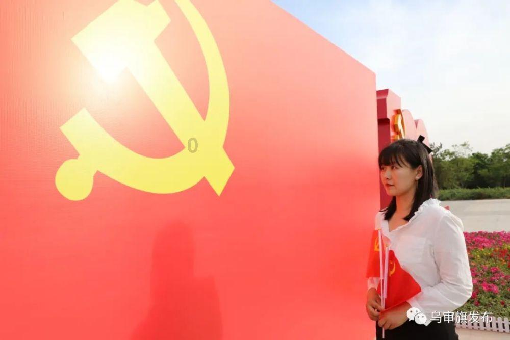 这个男的是不是喜欢我？游戏画面